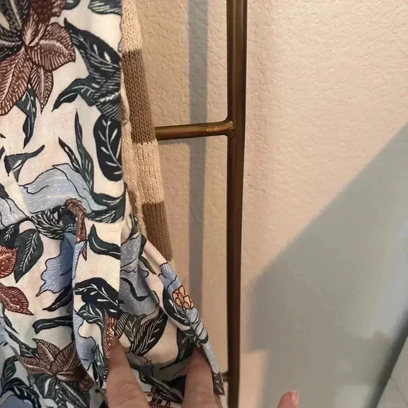 old navy romper size medium petite - Picture 4 of 6